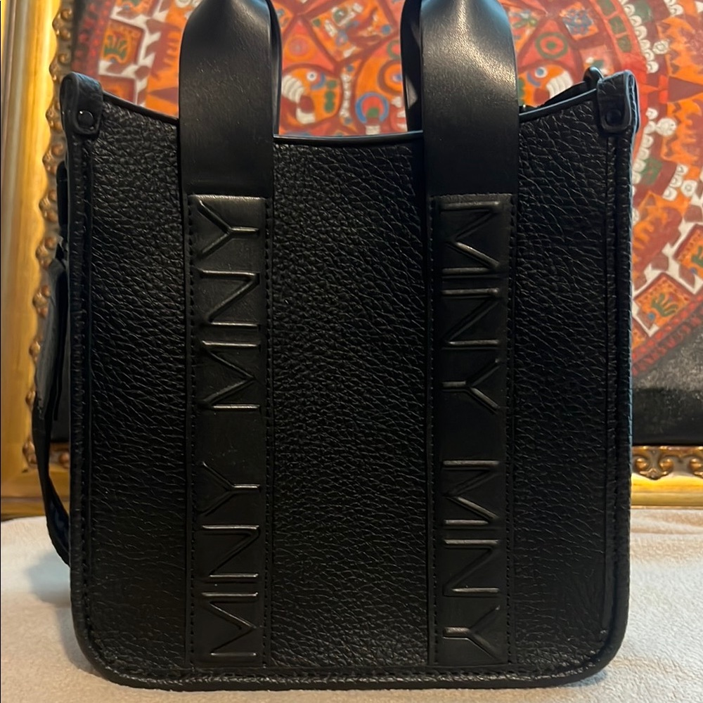 Marc New York Black Pebbled Leather Tote Bag- with Willy-Labubu w/ cola included - Picture 9 of 16